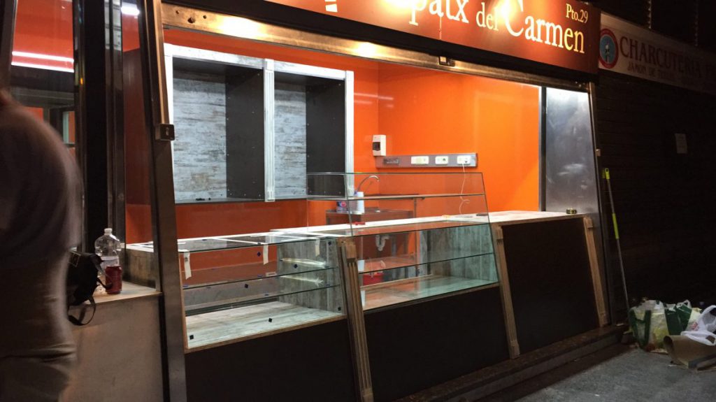 Panadería Pastelería – Mobiliario a medida y decoración – Mercado central (Puerto de  Sagunto)